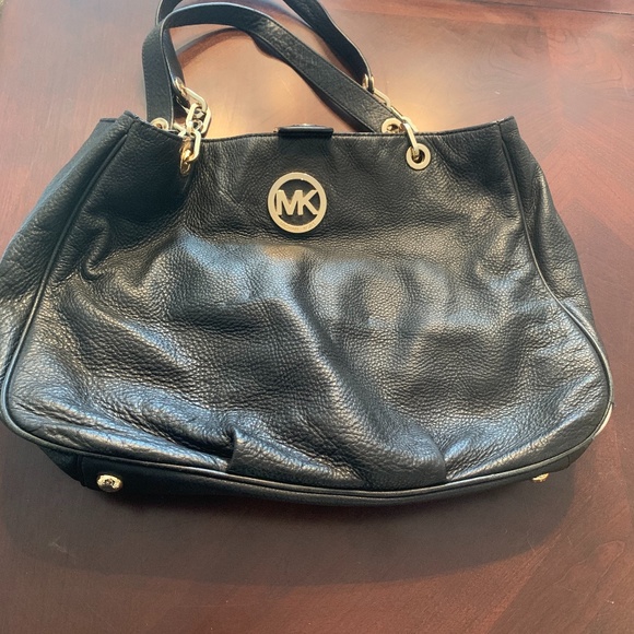 AUTHENTIC Michael KORS - Picture 1 of 3